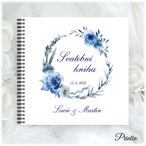 Svatební kniha s modrým květinovým věncem