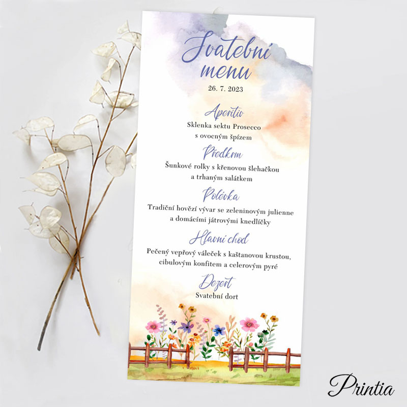 Svatební menu s květinami za plotem