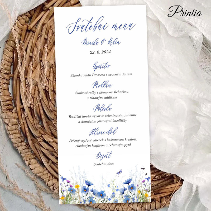 Svatební menu s modrými lučními květinami