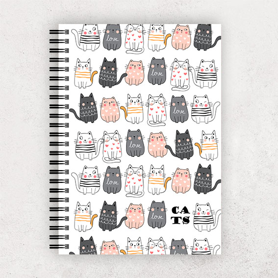 Krúžkový zápisník s kreslenými mačkami