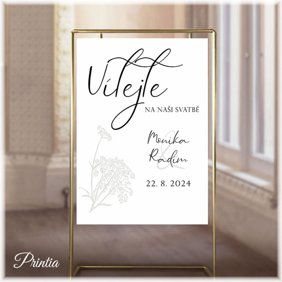 Wedding welcome sign with flower